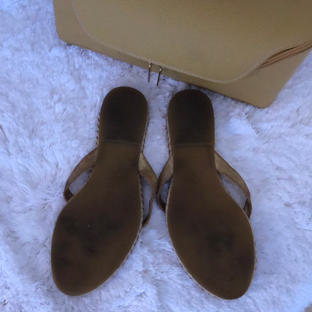 Sandals - Picture 3 of 4
